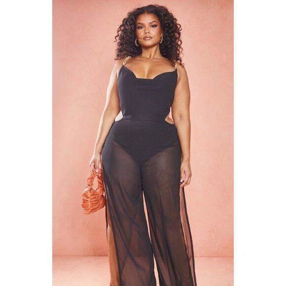 Prettiest Little Thing Black Chain Detail Cut Out Split Jumpsuit Size 16 - Picture 1 of 15